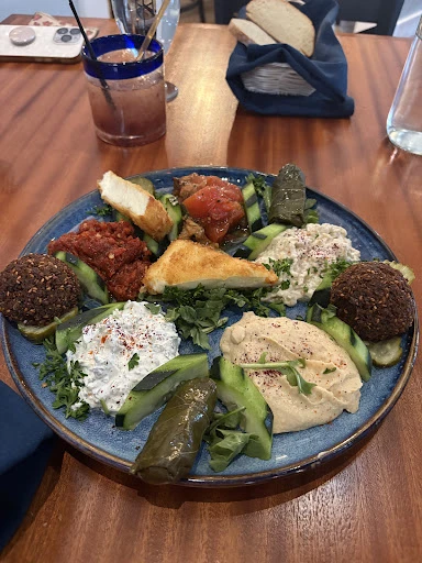 Meze Moon Mediterranean Cuisine photo 8